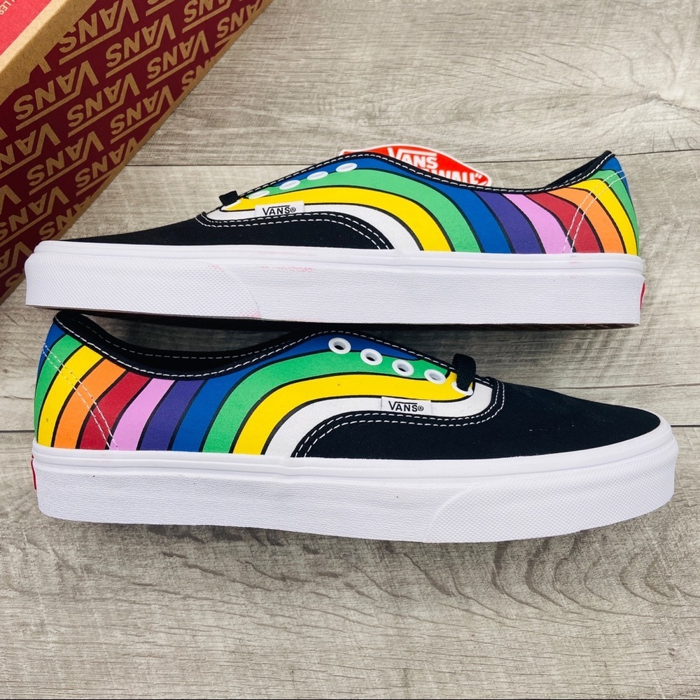 NWT Vans Authentic - Picture 3 of 6